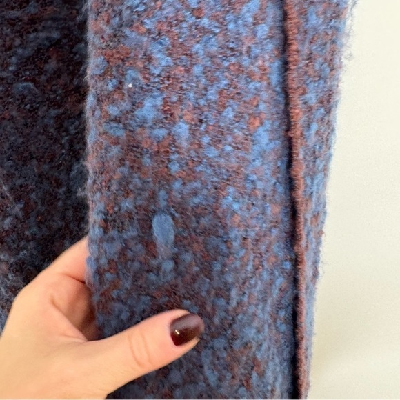 La Fiorentina Oversized Soft Scarf - Picture 7 of 8